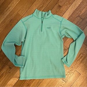 Patagonia Mint Quarter Zip Pullover, Size Small